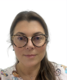 Dra. CLAUDIA MARÍA ÁLVAREZ ESCOBAR